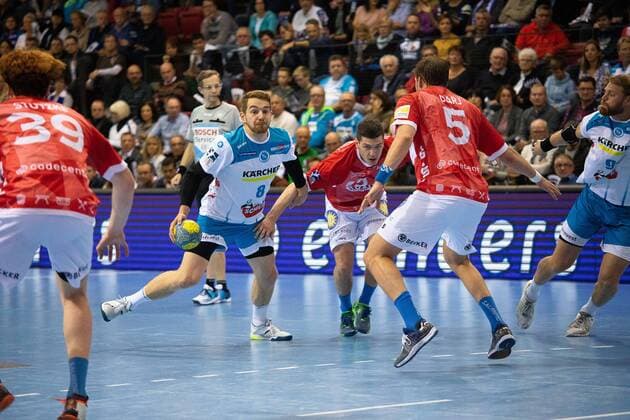 TVB Stuttgart 8 Rudolf Faluvegi vs. Bergischer HC 5 Max Darj TVBStuttgart vs. BergischerHC, Handball, 1.Bundesliga, 2019 2020 17.11.2019 Stuttgart Copyright: xEibner-Pressefoto RogerxBuerkex EP_RBE