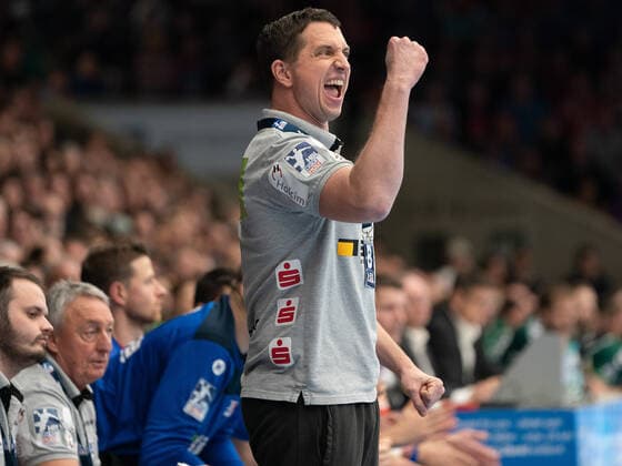 Jens Bürkle (HBW Balingen-Weilstetten Cheftrainer), Frisch Auf Göppingen vs. HBW Balingen-Weilstetten, 1. Bundesliga, Handball, Herren, 17.11.2019 Frisch Auf Göppingen vs. HBW Balingen-Weilstetten, 1. Bundesliga, Handball, Herren, 17.11.2019 Göppingen Copyright: xEibner-Pressefotox EP_mst