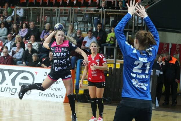 Dorina Korsos Bayer Leverkusen - Tussies Metzingen Copyright: xEibner-Pressefotox EP_mis