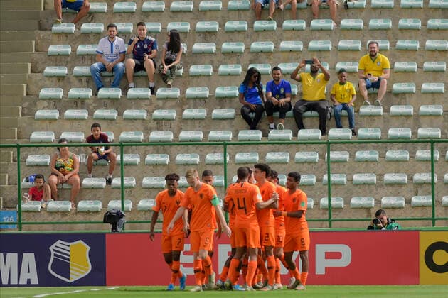 Fußball, U17 WM, Niederlande - Frankreich Sub 17 Holanda e França BRASÍLIA, DF - 17.11.2019: SUB 17 HOLANDA E FRANÇA - Mohamed Taabouni scores for the Netherlands during Under 17 Netherlands and France. Match valid for the 3rd place match in the FIFA U17, U 17 World Cup. Bezerrão Stadium. Brasilia DF. (Photo: Reinaldo Reginato Fotoarena) x1833247x  ReinaldoxReginato