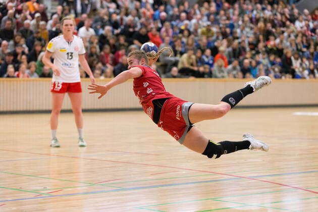 1. FSV Mainz 05 - HSG Bensheim-Auerbach,17.11.2019,GER, im Isabell Hurst,(HSG Bensheim-Auerbach, 5) Scherbaum Eibner-Pressefoto GER,Handball, 1. BL Frauen,7. Spieltag, 17.11.2019, Sporthalle Wiesbaden, Klarenthaler Str., Wiesbaden Copyright: xUlrichxScherbaum Eibner-Pressefotox EP_usm