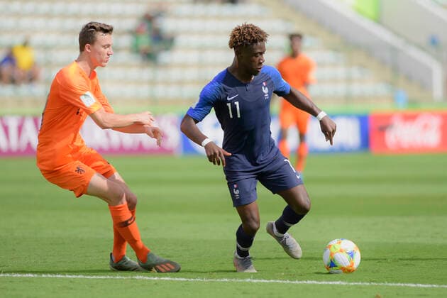Fußball, U17 WM, Niederlande - Frankreich Sub 17 Holanda e França BRASÍLIA, DF - 17.11.2019: SUB 17 HOLANDA E FRANÇA - Youri Regeer and Nathanael Mbuku during U17, U 17 Netherlands and France. Match valid for the 3rd place match in the FIFA U17 World Cup. Bezerrão Stadium. Brasilia DF. (Photo: Reinaldo Reginato Fotoarena) x1833259x  ReinaldoxReginato