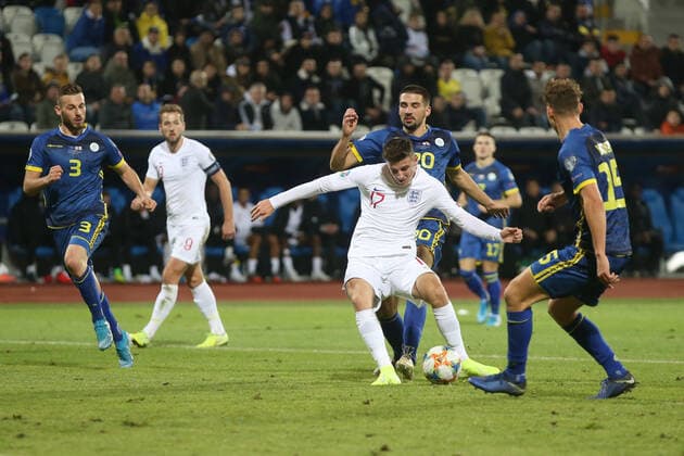 Kosovo v England UEFA EURO, EM, Europameisterschaft,Fussball 2020 Qualifiers Mason Mount of England scores his sides 4th goal during the UEFA Euro 2020 Qualifiers match at Fadil Vokrri Stadium, Prishtina Content Not Available For UK Newspapers Copyright: xPaulxChestertonx FIL-13875-0051