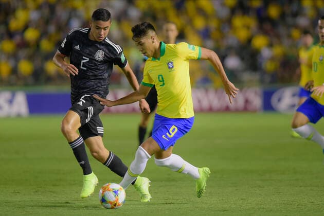 Sub 17 Mexico e Brasil BRASÍLIA, DF - 17.11.2019: SUB 17 MEXICO E BRASIL - Kaio Jorge and Emilio Lara during U17, U 17 Mexico and Brazil. FIFA U17 World Cup Final Match. Bezerrão Stadium. Brasilia DF. (Photo: Reinaldo Reginato Fotoarena) x1833613x  ReinaldoxReginato