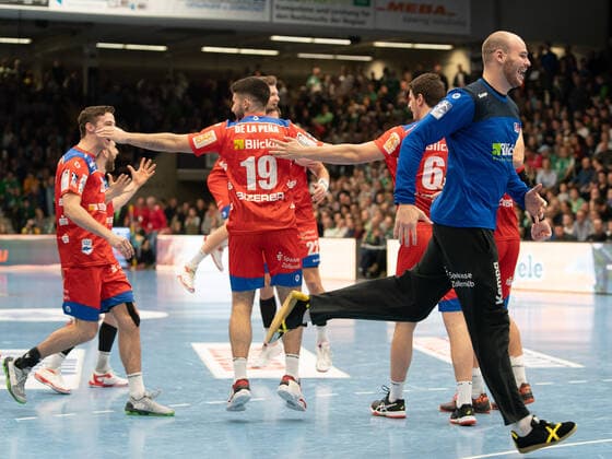 Frisch Auf Göppingen vs. HBW Balingen-Weilstetten, 1. Bundesliga, Handball, Herren, 17.11.2019 Frisch Auf Göppingen vs. HBW Balingen-Weilstetten, 1. Bundesliga, Handball, Herren, 17.11.2019 Göppingen Copyright: xEibner-Pressefotox EP_mst