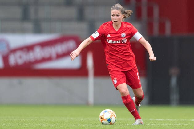 Fußball, Frauen Bundesliga, FC Bayern München - 1. FC Köln Im Bild Melanie LEUPOLZ (FC Bayern München, 8). München FC Bayern Campus Bayern Deutschland Copyright: Passion2Press MarkusxFischerx