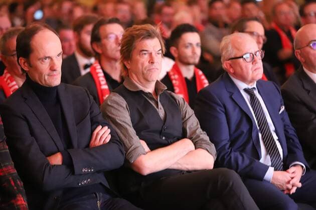 18.11.2019 GER, Frankfurt am Main, Verleihung des Julius Hirsch Preis des DFB (Deutscher Fußball-Bund) die Kult-Band die Toten Hosen mit Sänger Campino direkt neben DFB Präsident Friedrich Walter Fritz Keller