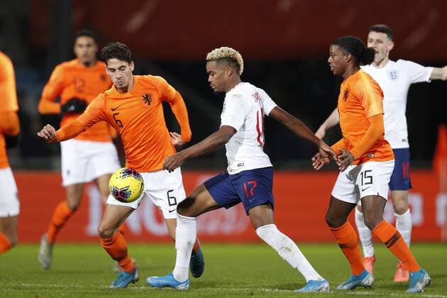 (L-R), Ludovit Reis of the Netherlands U21, U 21 Grady Diangana of England U21, Tyrell Malacia of the Netherlands U21 during the International Friendly, Länderspiel, Nationalmannschaft match between The Netherlands U21 and England U21 at the Vijverberg stadium on November 19, 2019 in Doetinchem, The Netherlands International Friendly 2019 2020 xVIxANPxSportx xJeroenxPutmansxIVx 401884129
