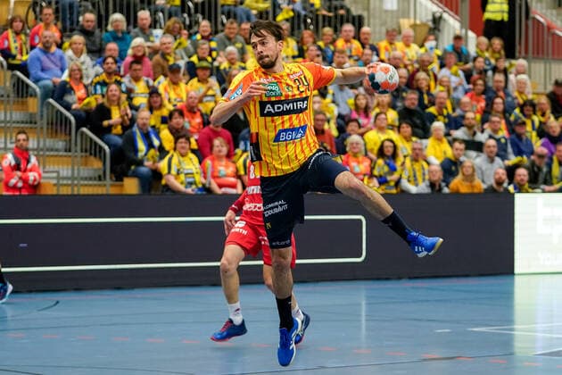 Patrick Groetzki (RNL, 24), beim Sprungwurf, Wurf, Torwurf, Action, Aktion, Spielszene, Einzelbild, 20.11.2019, Mannheim (Deutschland), Handball, EHF-Pokal, Rhein-Neckar Löwen - SKA Minsk