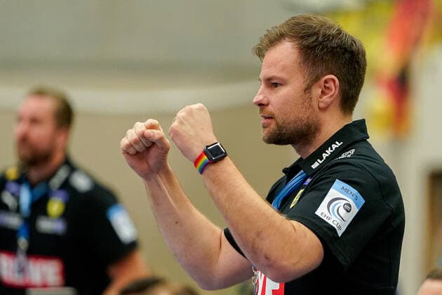 Kristjan Andresson (Trainer, Cheftrainer, RNL) ballt die Faust, Fäuste, Jubel, jubeln, jubelt, celebration, Freude, zuversichtlich, optimistisch, Spielszene, Einzelbild, Aktion, Action, 20.11.2019, Mannheim (Deutschland), Handball, EHF-Pokal, Rhein-Neckar Löwen - SKA Minsk