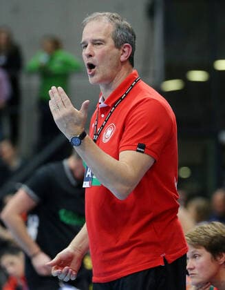 BAU 21.11.2019 Stuttgart Handball Frauen Deutschland vs. Montenegro, Trainer Henk Groener (GER)