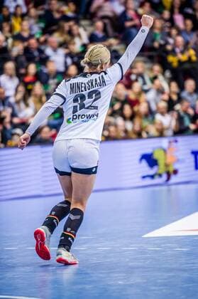 Shenia Minevskaja (DEUTSCHLAND 32) Deutschland - Montenegro Laenderspiel Vorbereitungsspiel SCHARRena Stuttgart Baden-Wuerttemberg Deutschland Stuttgart. 21.11.19 Handball Länderspiel , Stuttgart Baden Wuerttemberg Deutschland