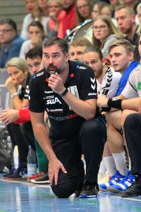 2.Bundesliga Handball VfL Luebeck-Schwartau - EHV Aue 21.11.2019, Hansehalle Luebeck, GER, 2.Bundesliga Handball VfL Luebeck-Schwartau - EHV Aue im Bild picture shows Trainer Stephan Swat (EHV Aue)