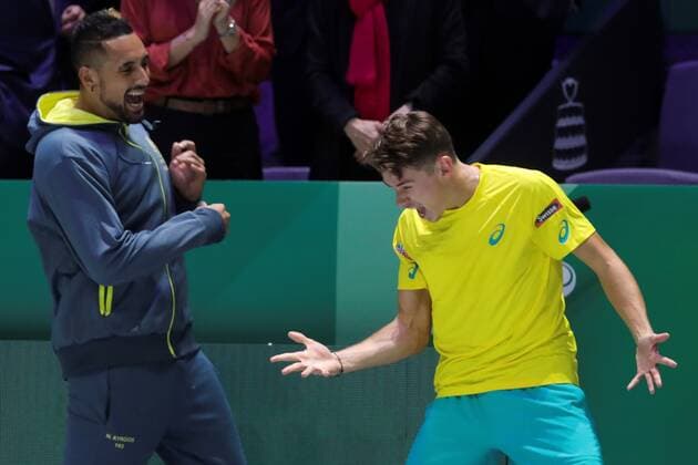 Australian tennis player Alex de Minaur celebrates after defeating Canadian Denis Shapovalov during the quarterfinals of the Davis Cup Madrid Finals held at the Caja Magica tennis venue in Madrid, Spain, 21 November 2019. Davis Cup Madrid Finals: Canada vs. Australia !ACHTUNG: NUR REDAKTIONELLE NUTZUNG!  Copyright: xJuanJoxMartinx GRAF3895 20191121-637099729548905493
