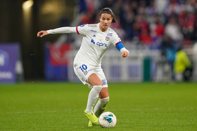 LYON, FRANCE - NOVEMBER 16: Dzsenifer Marozsan of Olympique Lyonnais on the ball during the Division 1 Feminine football match between Olympique Lyonnais and Paris St. Germain at Groupama Stadium on November 16, 2019 in Lyon, France (Photo by Daniela Porcelli SPP) Olympique Lyonnais vs Paris St. Germain - Division 1 Feminine 
