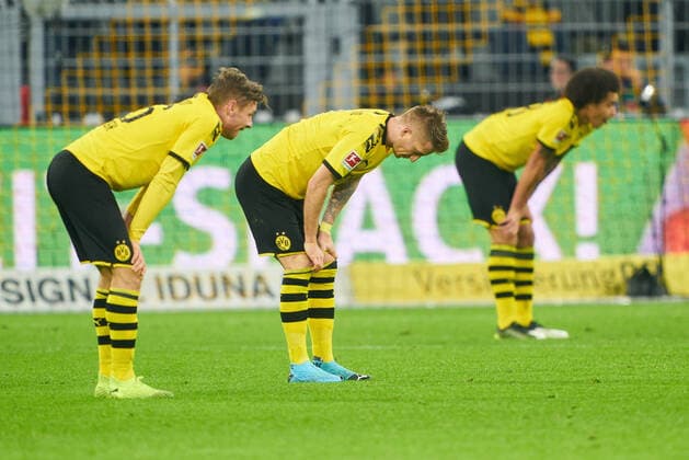 Bilder des Jahres 2019, Sport 11 November Sport Bilder des Tages Football Dortmund-Paderborn, Dortmund November 22, 2019. Marco REUS, BVB 11 Lukasz PISZCZEK, BVB 26 Axel WITSEL, BVB 28 sad BORUSSIA DORTMUND - SC PADERBORN 07 - DFL REGULATIONS PROHIBIT ANY USE OF PHOTOGRAPHS as IMAGE SEQUENCES and or QUASI-VIDEO - 1.German Soccer League , Dortmund, November 22, 2019 Season 2019 2020, matchday 12,
