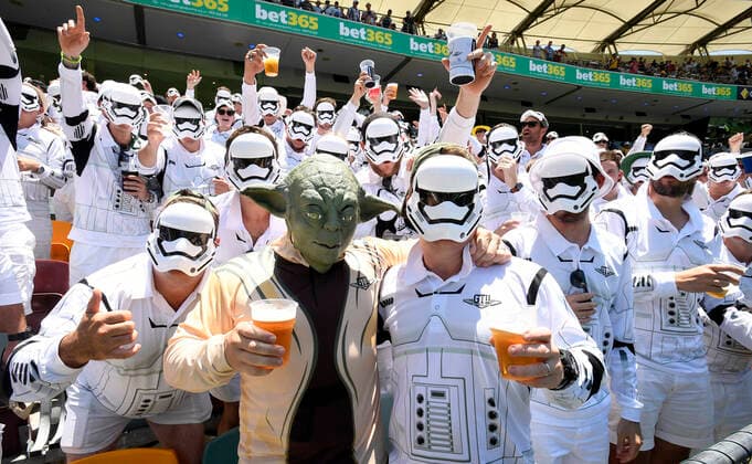 Bilder des Jahres 2019, Sport 11 November CRICKET AUSTRALIA PAKISTAN, Spectators The Gabba-Troopers are seen on day three of the first Test Match between Australia and Pakistan at the Gabba in Brisbane, Saturday, November 23, 2019. ( NO ARCHIVING, EDITORIAL USE ONLY, NO USE IN BOOKS WITHOUT CONSENT BRISBANE QLD AUSTRALIA  Copyright: xDAVExHUNTx 20191123001434240798