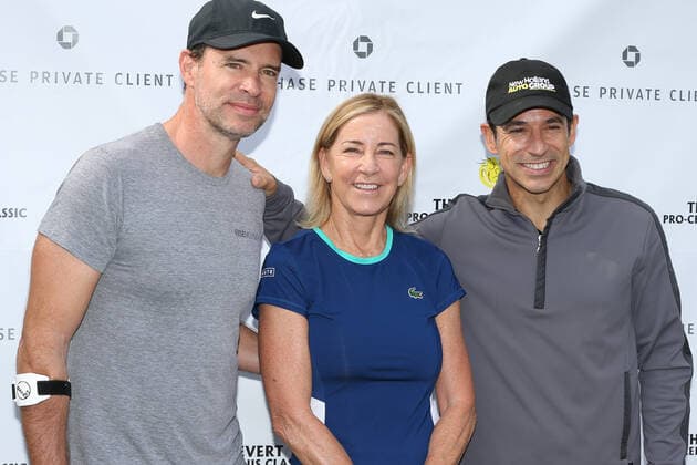 BOCA RATON, FL - NOVEMBER 22: Chris Evert playing Tennis at The Boca Raton Resort Tennis Center for the 29th Annual Chris Evert Raymond James Pro-Celebrity Tennis Classic, on November 22, 2019 in Boca Raton, Florida...People: Chris Evert 29th Annual Chris Evert Raymond James Pro-Celebrity Tennis Classic - ZUMAs214 95162225st Copyright: xSMGx