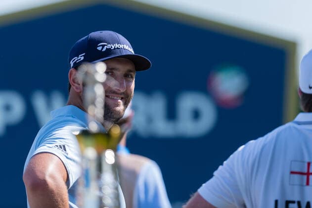 Jon Rahm of Spain waits on the first tee in round 3 during the DP World Tour Championship at Jumeirah Golf Estates, Dubai, UAE on 22 November 2019. Copyright: xGrantxWinterx 25300179