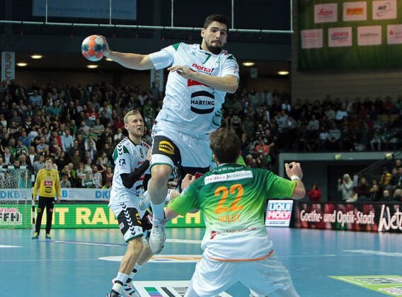 23.11.2019, xovx, Handball Bundesliga, HSG Wetzlar - TSV GWD Minden emspor, Angriff Minden, v.l. Christoffer Rambo (GWD Minden), Savvas Savvas (GWD Minden), Maximilian Holst (HSG Wetzlar), Aktion . (DFL DFB REGULATIONS PROHIBIT ANY USE OF PHOTOGRAPHS as IMAGE SEQUENCES and or QUASI-VIDEO) Wetzlar