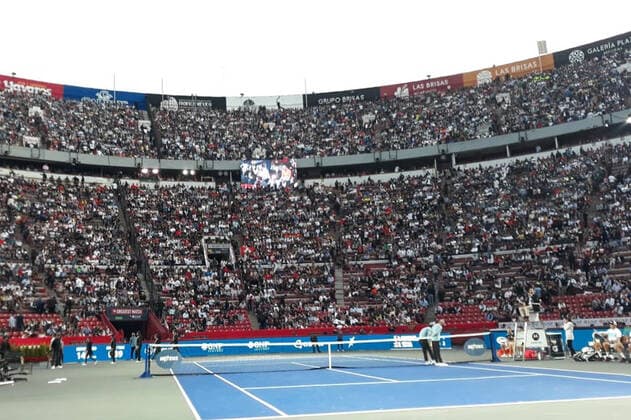 November 23, 2019: EUM20191123DEP22.JPG.CIUDAD DE MEXICO. SportDeportes-Tenis-Federer.- 23 de noviembre de 2019. Aspectos del publico asistente a la Plaza de Toros Mexico previo al encuentro amistoso entre el suizo Roger Federer y el aleman Alexander Zverev. Foto: Agencia EL UNIVERSALDavid CanoEELG Latin News: November 23, 2019 Copyright: xElxUniversalx