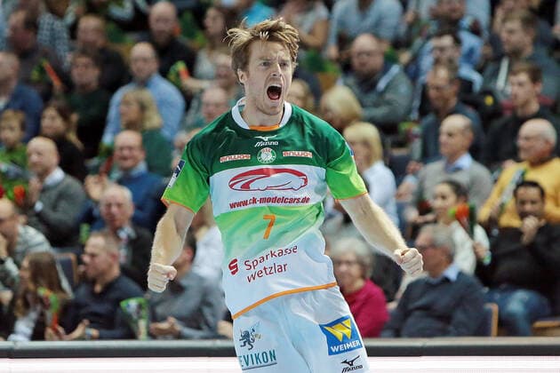 23.11.2019, xovx, Handball Bundesliga, HSG Wetzlar - TSV GWD Minden emspor, Angriff Minden, Jubel bei Kristian Bjoernsen (HSG Wetzlar), Freisteller. (DFL DFB REGULATIONS PROHIBIT ANY USE OF PHOTOGRAPHS as IMAGE SEQUENCES and or QUASI-VIDEO) Wetzlar
