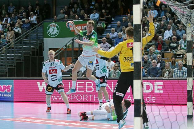 23.11.2019, xovx, Handball Bundesliga, HSG Wetzlar - TSV GWD Minden emspor, v.l. Kevin Gulliksen (GWD Minden), Emil Frend Oefors (HSG Wetzlar), Christoffer Rambo (GWD Minden), Filip Mirkulovski (HSG Wetzlar), Espen Christensen (GWD Minden), Aktion . (DFL DFB REGULATIONS PROHIBIT ANY USE OF PHOTOGRAPHS as IMAGE SEQUENCES and or QUASI-VIDEO) Wetzlar