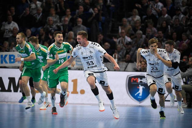 Nikola Bilyk (THW Kiel, 53), Handball-Bundesliga, Liqui-Moly-HBL, Männer, 14. Spieltag, THW Kiel vs SC DHfK Leipzig, 24.11.19 Kiel Sparkassen Arena Schleswig-Holstein Germany