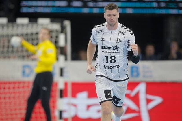 1.Handball Bundesliga THW Kiel - SC DHfK Leipzig, Kiel, 24.11.2019 Torjubel Jubel . Torschütze Torschuetze Niclas Ekberg ( Kiel, 18 )jubelt ueber sein Tor. Copyright: xBEAUTIFULxSPORTS DRPx