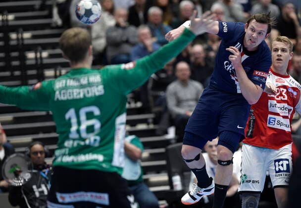 CL herrehaandbold: Aalborg Handbold - Paris Saint-Germain i Jutlander Bank Arena i Aalborg soendag den 24. november 2019. , Aalborg Denmark Copyright: RenexSchützex cop106 spdk20191124-170614-L