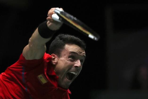 Spanish tennis player Roberto Bautista in action against Canadian Felix Auger-Aliassime during the Davis Cup Finals tennis tournament final tie between Canada and Spain at the Caja Magica facilities in Madrid, Spain, 24 November 2019. Spain vs. Canada !ACHTUNG: NUR REDAKTIONELLE NUTZUNG!  Copyright: xKikoxHuescax GRAF6252 20191124-637102154582121719