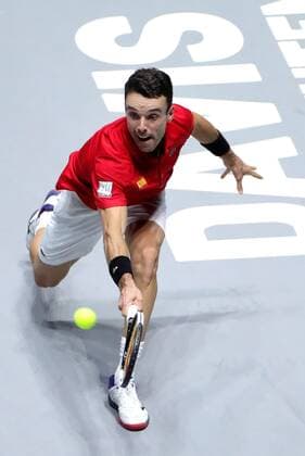 Spanish tennis player Roberto Bautista in action against Canadian Felix Auger-Aliassime during the Davis Cup Finals tennis tournament final tie between Canada and Spain at the Caja Magica facilities in Madrid, Spain, 24 November 2019. Spain vs. Canada !ACHTUNG: NUR REDAKTIONELLE NUTZUNG!  Copyright: xJuanJoxMartinx GRAF6294 20191124-637102177298936723