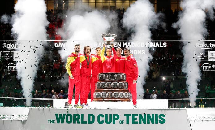 Espana, campeona de la Copa Davis 2019. En la imagen, Rafa Nadal, Roberto Bautista, Marcel Granollers, Feliciano Lopez y Sergi Brugera. Spain, winner of the the World Cup of Tennis. In this picture, Rafa Nadal, Roberto Bautista, Marcel Granollers, Feliciano Lopez and Sergi Brugera.