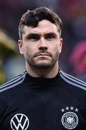 Fußball EM-Qualifikation Deutschland - Nordirland am 19.11.2019 in der Commerzbank-Arena in Frankfurt am Main Jonas Hector ( Deutschland ) DFB regulations prohibit any use of photographs as image sequences and or quasi-video.