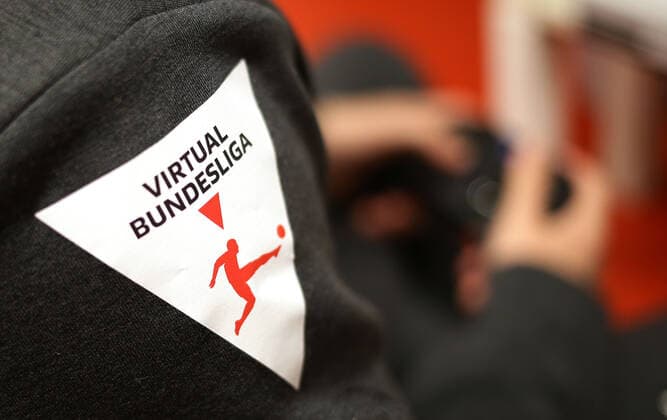 Fotoshootings der letzten Wochen SPORT Stuttgart , eSports , Virtual Bundesliga , VfB Stuttgart , VBL Logo *** Stuttgart , eSports , Virtual Bundesliga , VfB Stuttgart , VBL Logo