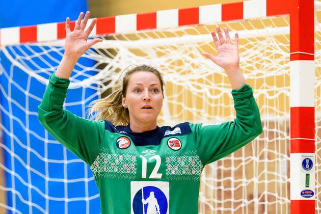 191126 Goalkeeper Silje Solberg of Norway during a friendly game between Sweden and Norway on November 26, 2019 in Fukuoka. Photo: Ludvig Thunman BILDBYRAN kod LT 35682 bbeng handboll women handball dam sverige sweden norge norway träningsmatch practice game test game vänskapsmatch Copyright: LUDVIGxTHUNMAN BB191126LT037