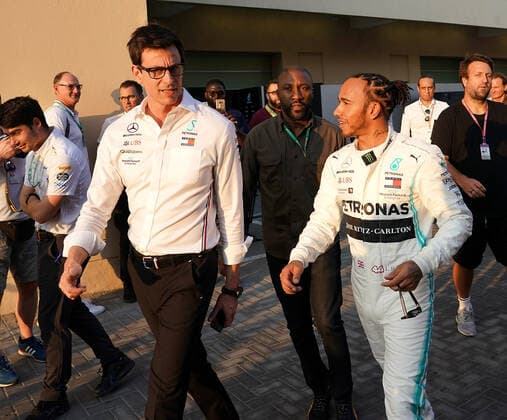 FORMULA 1 ETIHAD AIRWAYS ABU DHABI GRAND PRIX 2019 28.11.2019, Yas Marina Circuit, Abu Dhabi, FORMULA 1 ETIHAD AIRWAYS ABU DHABI GRAND PRIX 2019 , im Bild Toto Wolff (Mercedes), Lewis Hamilton (GB 44), Mercedes-AMG Petronas Motorsport