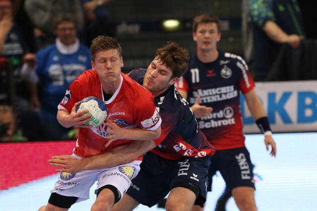 SG Flensburg-Handewitt vs Bergischer HC, LIQUI-MOLY Handball Bundesliga, 28.11.19; Flensburg Jeffrey Boomhouwer (Bergischer HC, 32) gegen Johannes Golla (SG Flensburg-Handewitt, 04) Copyright: xBEAUTIFULxSPORTS MarioxM.xKobergx