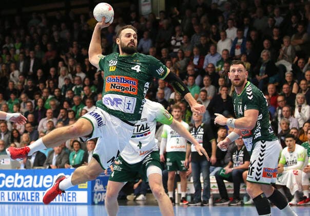 BAU 28.11.2019 Göppingen Handball Frisch Auf Göppingen vs. HSG Wetzlar, Tim Kneule (Göppingen, oben)