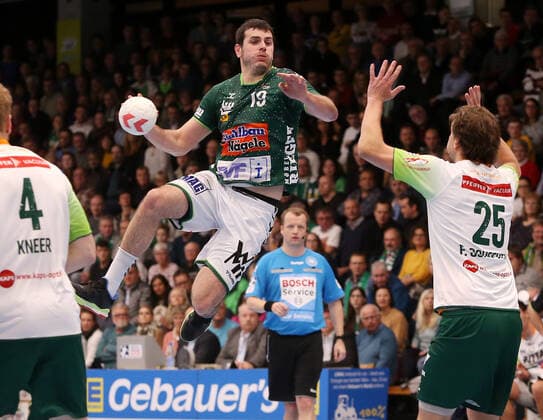BAU 28.11.2019 Göppingen Handball Frisch Auf Göppingen vs. HSG Wetzlar, Ivan Sliskovic (Göppingen, oben)