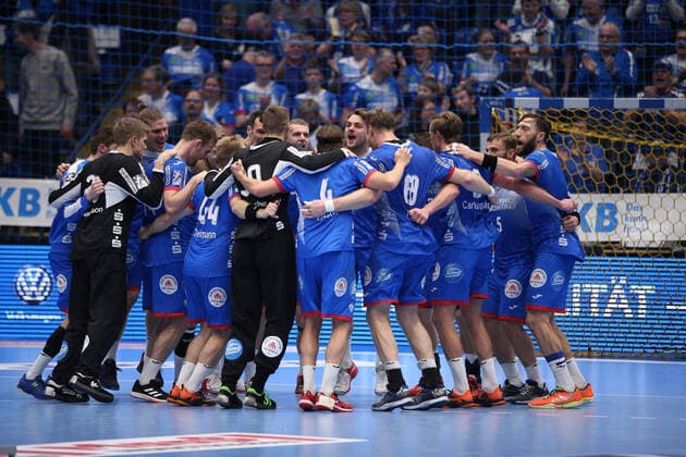 Siegesjubel bei TBV Lemgo Lippe GER, Handball, 1. Bundesliga, TBV Lemgo Lippe gegen HBW Balingen-Weilstetten, 28.11.2019 Lemgo Copyright: xStrohdiekx Eibner-Pressefotox EP_jsk