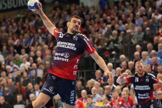 SG Flensburg-Handewitt vs Bergischer HC, LIQUI-MOLY Handball Bundesliga, 28.11.19; Flensburg Michel Jurecki (SG Flensburg-Handewitt, 55) Copyright: xBEAUTIFULxSPORTS MarioxM.xKobergx