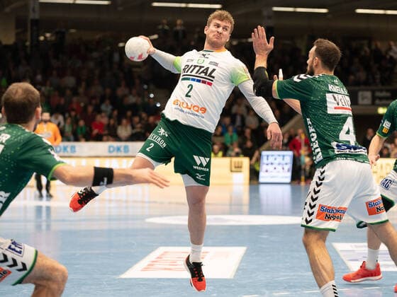 Alexander Feld (HSG Wetzlar 02) gegen Tim Kneule (Frisch Auf Goeppingen 04), Frisch Auf Göppingen vs. HSG Wetzlar, 1. Bundesliga, Handball, Herren, 28.11.2019 Frisch Auf Göppingen vs. HSG Wetzlar, 1. Bundesliga, Handball, Herren, 28.11.2019 Göppingen Copyright: xEibner-Pressefotox EP_mst