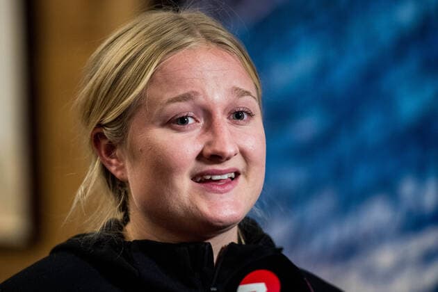 191129 Hanna Blomstrand of Sweden is interviewed by the media during a press meeting ahead of the Women s World Handball Championship on November 29, 2019 in Kumamoto. Photo: Ludvig Thunman BILDBYRAN kod LT 35686 bbeng dam women handball handboll world handball championship 2019 sweden press meeting Copyright: LUDVIGxTHUNMAN BB191129LT021