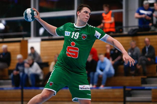 29.11.2019, xtgx, Handball 3. Liga, Fuechse Berlin II - SC Magdeburg II, Frederik Simak (Berlin) wirft Tor, Torschuetze, erzielt Tor, Treffer, scores the goal Berlin