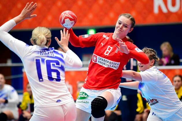 Danmark moeder Australien, i den indledende runde i Gruppe B, under Kvindernes Haandbold VM i Kumamoto Prefectural Gymnasium i Japan, loerdag den 30. november 2019.. , Kumamoto Copyright: BoxAmstrupx cop222 spdk20191130-123811-L