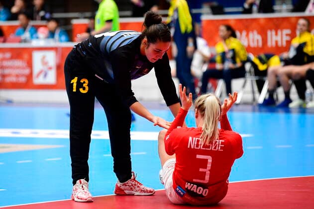 Danmark moeder Australien, i den indledende runde i Gruppe B, under Kvindernes Haandbold VM i Kumamoto Prefectural Gymnasium i Japan, loerdag den 30. november 2019.. , Kumamoto Copyright: BoxAmstrupx cop222 spdk20191130-123815-L