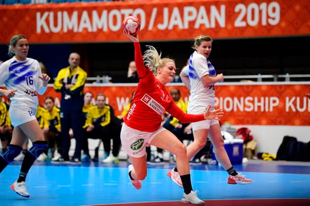Danmark moeder Australien, i den indledende runde i Gruppe B, under Kvindernes Haandbold VM i Kumamoto Prefectural Gymnasium i Japan, loerdag den 30. november 2019.. , Kumamoto Copyright: BoxAmstrupx cop222 spdk20191130-124452-L