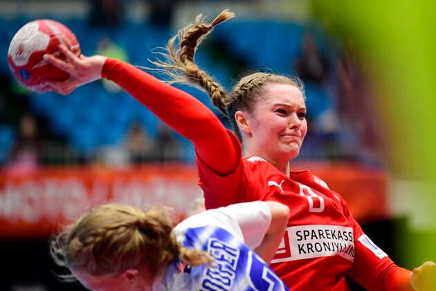 Danmark moeder Australien, i den indledende runde i Gruppe B, under Kvindernes Haandbold VM i Kumamoto Prefectural Gymnasium i Japan, loerdag den 30. november 2019.. , Kumamoto Copyright: BoxAmstrupx cop222 spdk20191130-125448-L