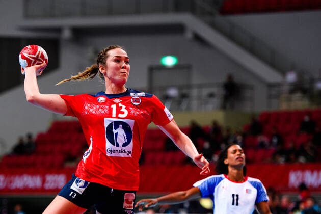 191130 Kari Brattset of Norway during the Women s World Handball Championship game between Norway and Cuba on November 30, 2019 in Kumamoto. Photo: Daniel Stiller Bildbyran kod DS 59408 bbeng dam women handball handboll world handball championship 2019 norway norge cuba kuba handball vm Copyright: DANIELxSTILLER BB191130DS044